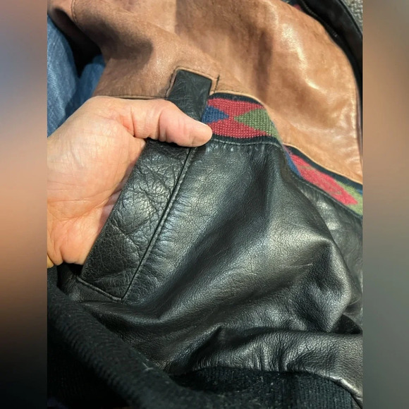 Phase 2 size Large Man's leather jacket - Picture 9 of 14